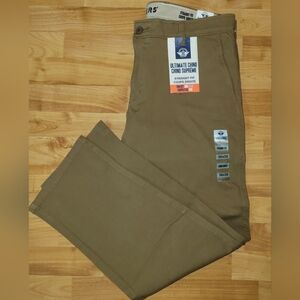 NWT Dockers 36x30 Ultimate Chino Supreme Straight Fit, Tan/Brown Work Pants